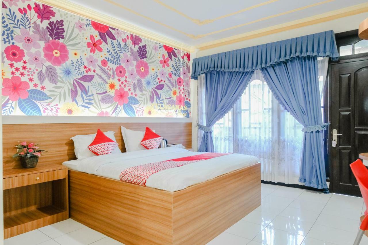 Oyo 940 Telaga Mas International Otel Sarangan Dış mekan fotoğraf