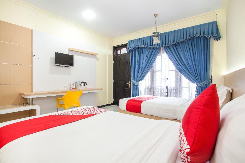Oyo 940 Telaga Mas International Otel Sarangan Dış mekan fotoğraf